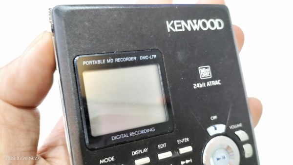 1999/平成11/KENWOOD/DMC-L7R/MiniDisc/24bit ATRAC/ポータブルミニ