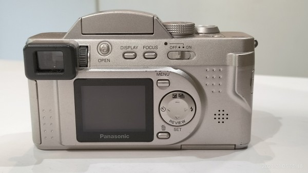 2002/平成14/Panasonic/DMC-FZ1/LUMIX/パナソニック/ルミックス/211万