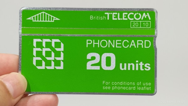 使用済みバスカード　テレフォンカード　昭和レトロ　563枚 使用済みバスカード テレフォンカード 昭和レトロ 563枚 使用