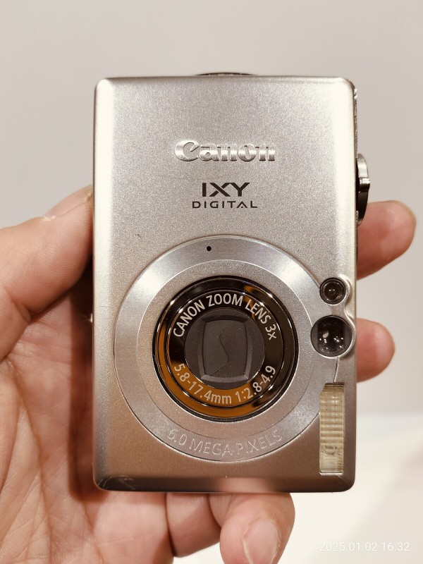 Canon IXY DIGITAL 8.0メガピクセル コンパクトカメラ 【公式通販】