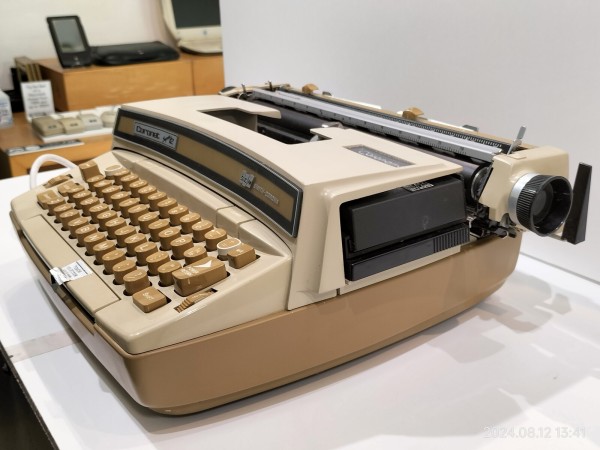 1973/昭和48/SCM/SMITH-CORONA/CORONET SUPER 12 ELECTRIC TYPEWRITER 