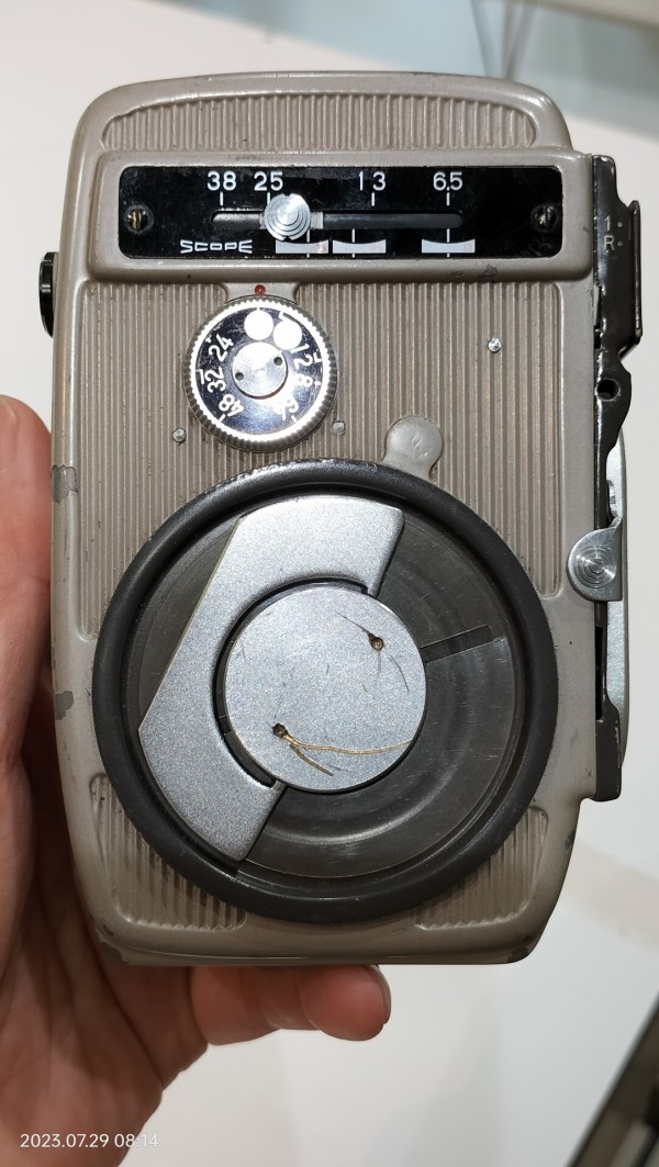 撮影機 Yashica-8 Yashica 8, 8S, 8T & 8T-2