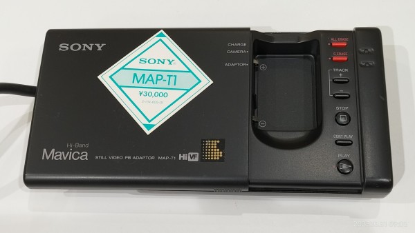 SONY 電子スチルカメラ　MAVICA　MVC-A10　MAP-T2　他付属品 電子スチルカメラ マビカ MVC-C1 (Sony) 1988年64,000円 MVC-A10 1989
