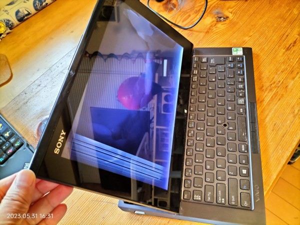 2012/平成24/SONY/VAIO Duo 11/SVD1121AJ/タブレットモードと