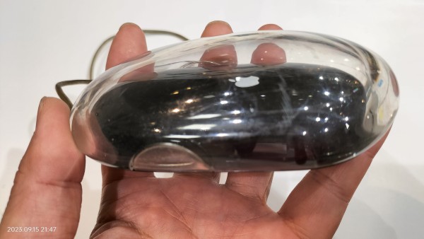 2000/平成12/Apple/Apple Pro Mouse/ゼロボタンマウス/光学センサー