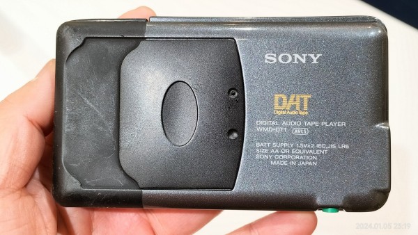 DATウォークマン 自分勝手 SONY「WMD-DT1」