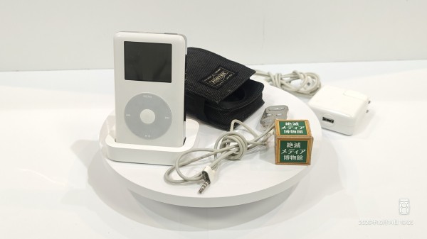 2004/平成16/Apple/iPod photo/A1099/40GB/第4世代iPod/Click Wheel