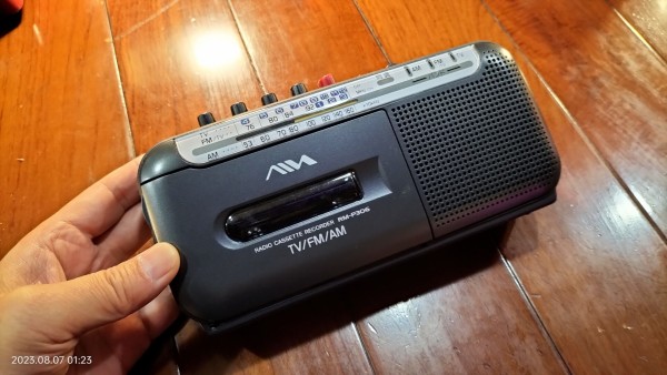 2003/平成15/AIWA/RM-P306/モノラルラジカセ/マイク内蔵/FMAM/単３電池