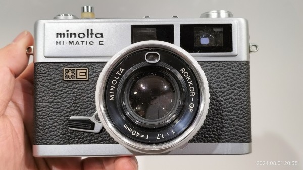 1971/昭和46/MINOLTA/HI-MATIC E/40mm/F1.7/セイコーESFシャッター/発売時28000円/ : Extinct  Media Museum | 絶滅メディア博物館