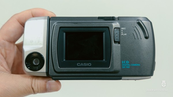 1996/平成8/CASIO/QV-100/シリーズ初のVGA/メモリー4MB/64枚撮影可能