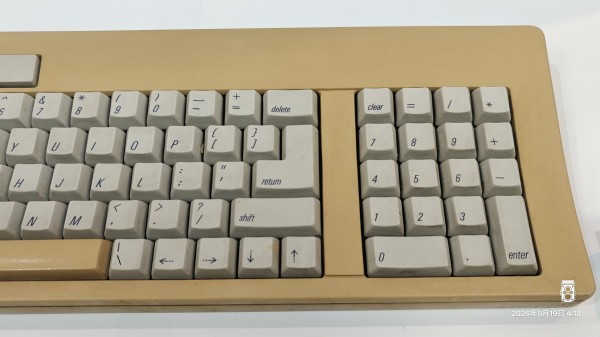 1987/昭和62/Apple/Apple Keyboard/M0116/ADB/81 Keys/Numeric Keypad