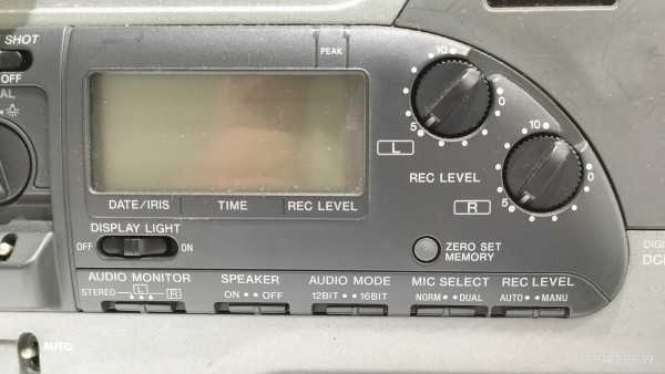 1996/平成8/SONY/DCR-VX9000/DV/VX1000ベースの肩乗せ機/DVフル