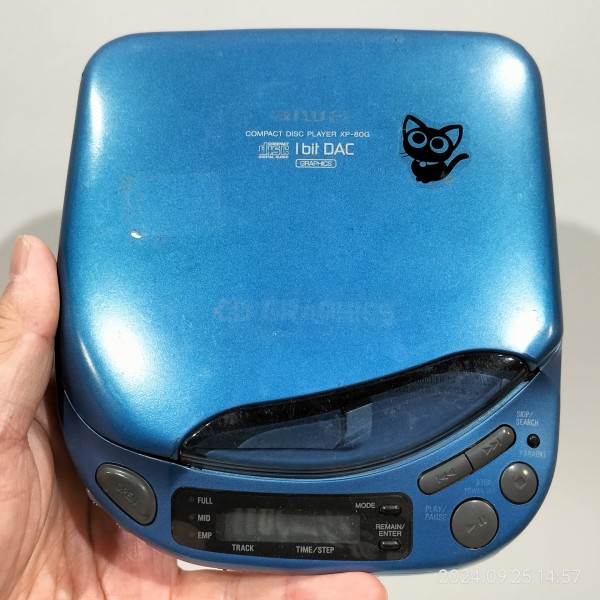 ⭐︎希少⭐︎ aiwa スケルトン 新品未開封 ポータブルCDプレーヤー 平成レトロ ⭐︎希少⭐︎ aiwa スケルトン 未開封 ポータブルCDプレーヤー 平成