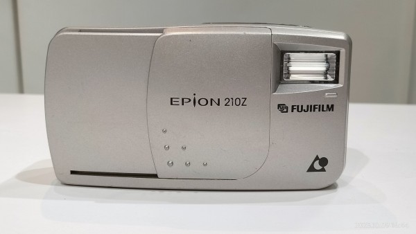 1998/平成10/FUJI FILM/EPION 210Z/APSフィルムカメラ/2倍ズーム