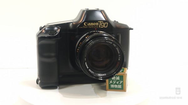 1986/昭和61/Canon/T90/35mm SLR/Multiple Metering System/3 Motor