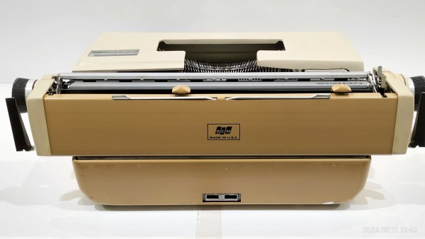 1973/昭和48/SCM/SMITH-CORONA/CORONET SUPER 12 ELECTRIC TYPEWRITER