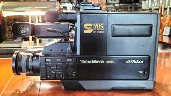 Victor　SVHSムービー Amazon | Victor 180分ビデオテープ3本パック(S-VHS) [3ST