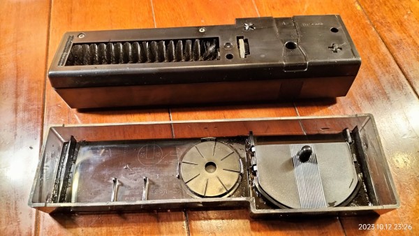 1981/昭和56/maxell/AE-320/RECORD CLEANER/自走式レコードクリーナー