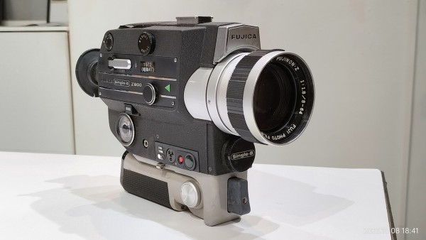 FUJICA Z800 8mmカメラ フジカ シングル-8 Z800 | マディ折原のfilm club blog -muddy