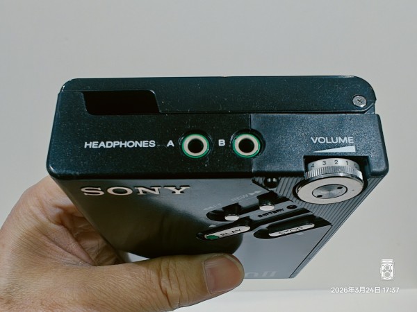 1981/昭和56/SONY/WM-2/WALKMANⅡ/ソニー/ウォークマン2/カラバリ追加