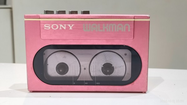 1983/昭和58/SONY/WM-20/ウォークマン/カセットケースサイズ/DOLBY-B