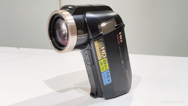 2009/平成21/SANYO/HD2000/Xacti/810万画素/光学10倍/民生用ビデオ
