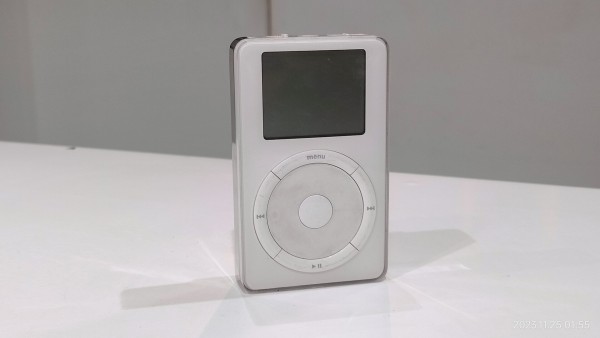 Apple iPod classic 第2世代　10GB Apple iPod classic 第2世代 10GB（Apple iPod classic（第2