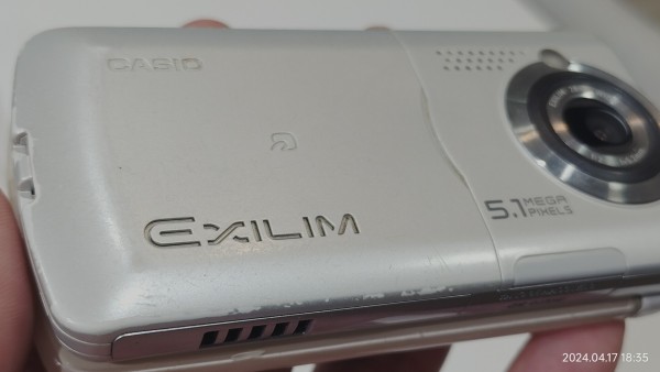 CACIO EXILIM 24X16.1メガピクセル Amazon | Casio Exilim エクシリム EX-Z100 10.1MP 光学ズーム