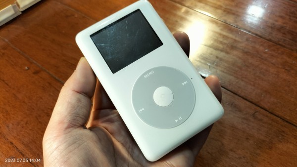 アップル Apple iPod 第4世代 Click Wheel 20GB アップル Apple iPod 第4世代 Click Wheel 20GB