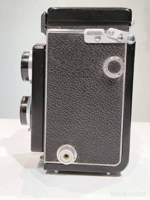 完動品/返品保証/清掃済】二眼レフカメラAiresflex Model IV 完動品