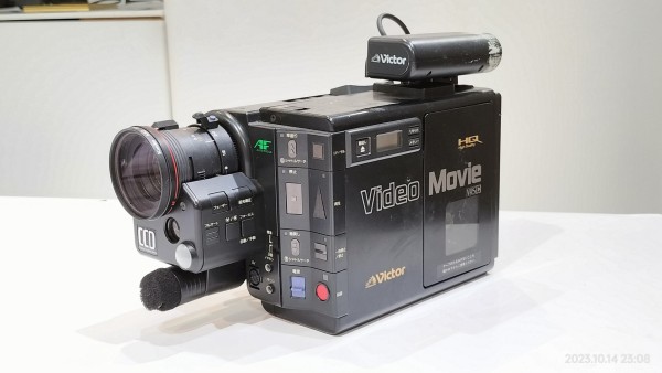 1986/昭和61/Victor/GR-C7/VIDEO MOVIE/VHS-C/当時世界最小最軽量