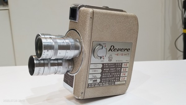1957/昭和32/Revere Eight Model 84/Wollensak 1/2 13mm f/2.5 Cine  Raptar/Variable Speed/ : Extinct Media Museum：絶滅メディア博物館