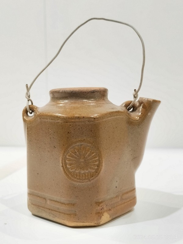 推定1916/大正5/鉄道院/汽車土瓶/駅で売られていた車内でお茶を飲む