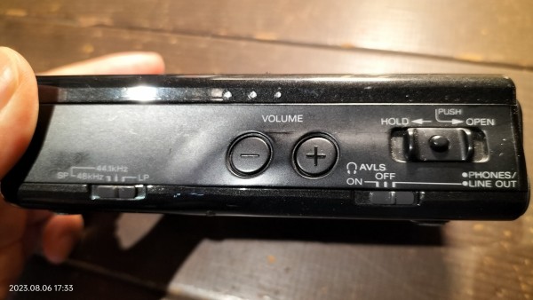 1997/平成9/SONY/TCD-D8/DAT/DAT WALKMAN/DIGITAL AUDIO TAPE-CORDER