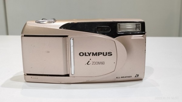 1999/平成11/OLYMPUS/μ ZOOM 60/APSフィルムカメラ/光学4倍ズーム
