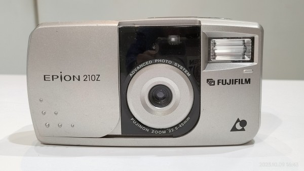 1998/平成10/FUJI FILM/EPION 210Z/APSフィルムカメラ/2倍ズーム