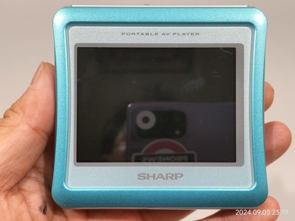 2002/平成14/SHARP/MT-AV1/シャープ/ポータブルAVプレーヤー