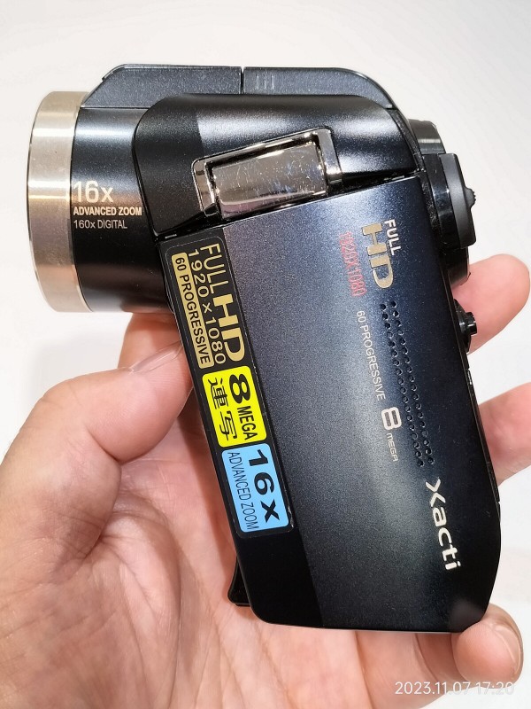 2009/平成21/SANYO/HD2000/Xacti/810万画素/光学10倍/民生用ビデオ