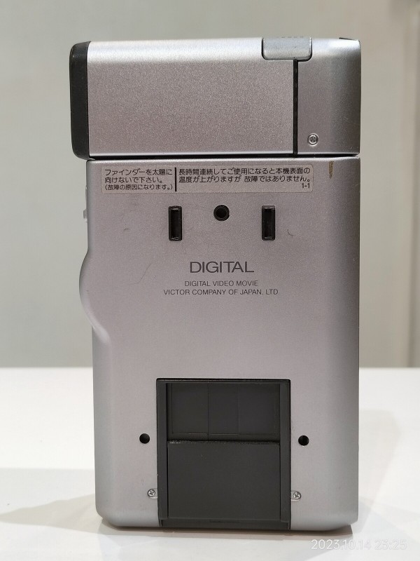 1995/平成7/Victor/GR-DV1/縦型ビデオカメラデザインの元祖/液晶 1995/平成7/Victor/GR-DV1/縦型ビデオカメラデザインの元祖/液晶