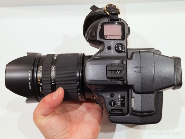 l D レフティ 1995/平成7/MINOLTA/RD-175/3CCD/フィルム一眼レフにCCDセンサーの