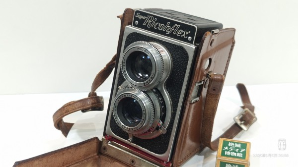 1956/昭和31/RICOH/Super Ricohflex/二眼レフカメラ/120フィルム/6×6判