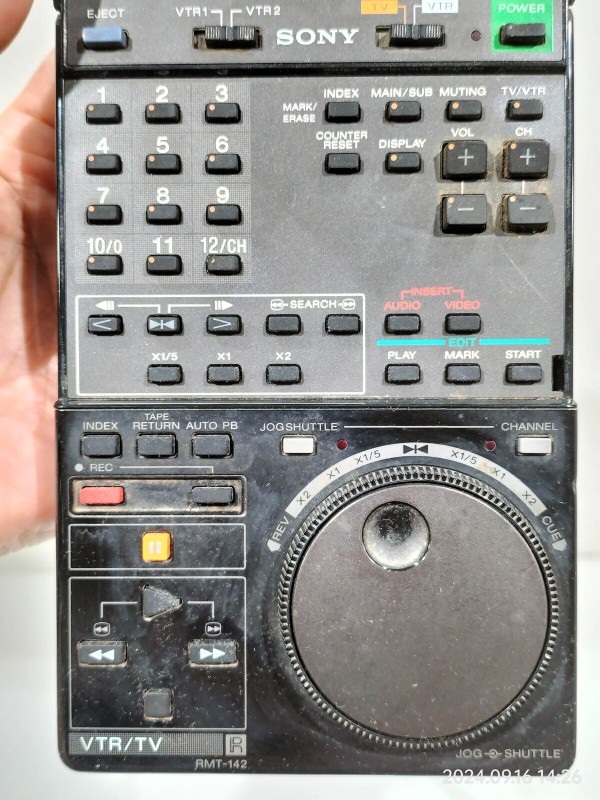 1986/昭和61/SONY/RMT-142/HF-900 MKⅡ専用リモコン/WIRELESS  EDITOR/ジョグダイヤル/ジョグシャトル/単3電池3本/ : Extinct Media Museum | 絶滅メディア博物館