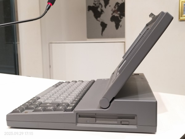 1990/平成2/NEC/PC-9801NS/98 NOTE/386SX-12MHz搭載/3.5 INCH