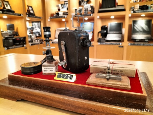 1922/大正11/PatheBaby/パテベビー/9.5mm/1秒に2回転の速度で