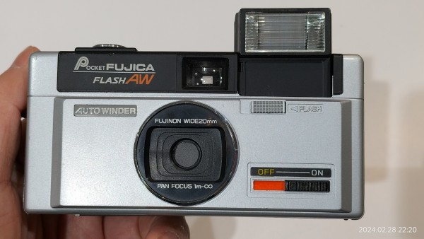 ポケットフジカフラッシュAW (FUJI POCKET FUJICA FLASH AW