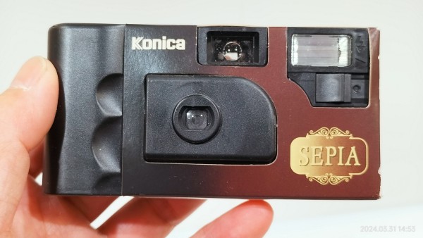1997/平成9/Konica/撮りっきりコニカもっとMINI セピア/レンズ付き
