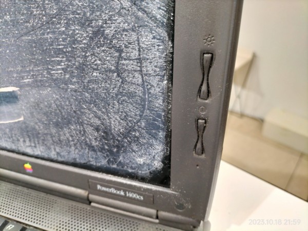 1996/平成8/Apple/PowerBook 1400cs/BookCover/PowerPC603e/11.3インチ