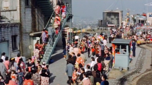 東京暗黒街・竹の家」は1955年の浅草松屋・屋上遊園地の貴重な記録だった！！ : himag