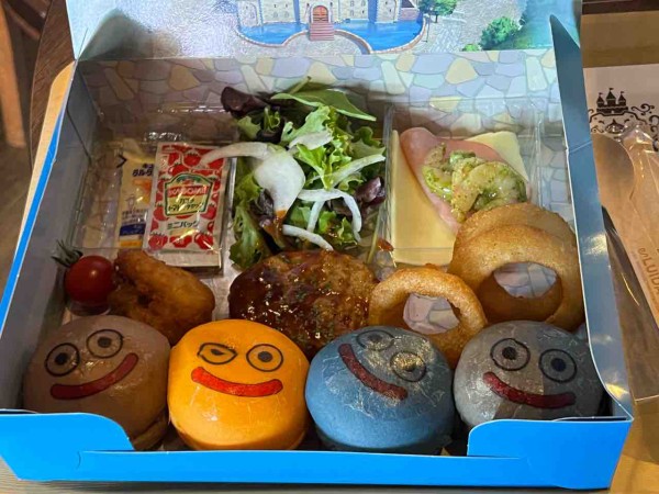 ドラゴンクエスト ニジゲンノモリ ルイーダの酒場 メガネケースまとめ