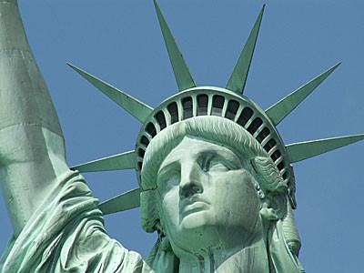 自由の国アメリカを象徴する 自由の女神 海外お得情報コム